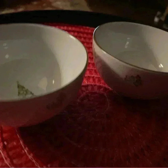St Nicholas 2 pc nut bowls / charcuterie bowls for entertaining Christmas theme - Picture 4 of 5